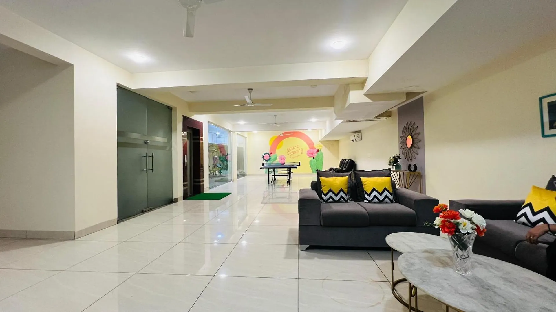 Bluo Studio4 Golf Course Road - Gym, Balcony, Lift Gurgaon Appartamento